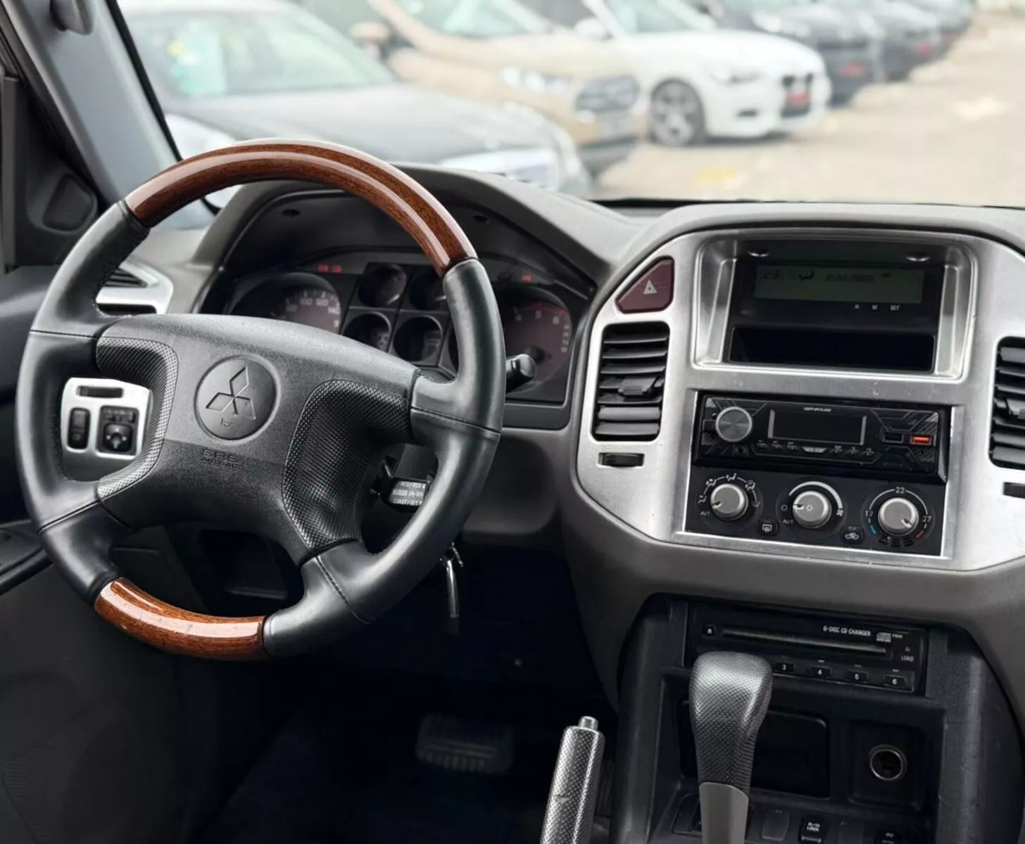 Mitsubishi Pajero à Tunis - Photo 6