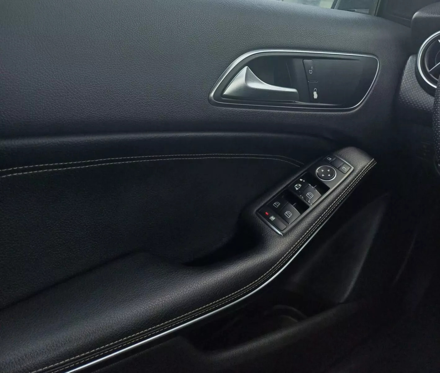 Mercedes-Benz Classe A à Ben Arous - Photo 9