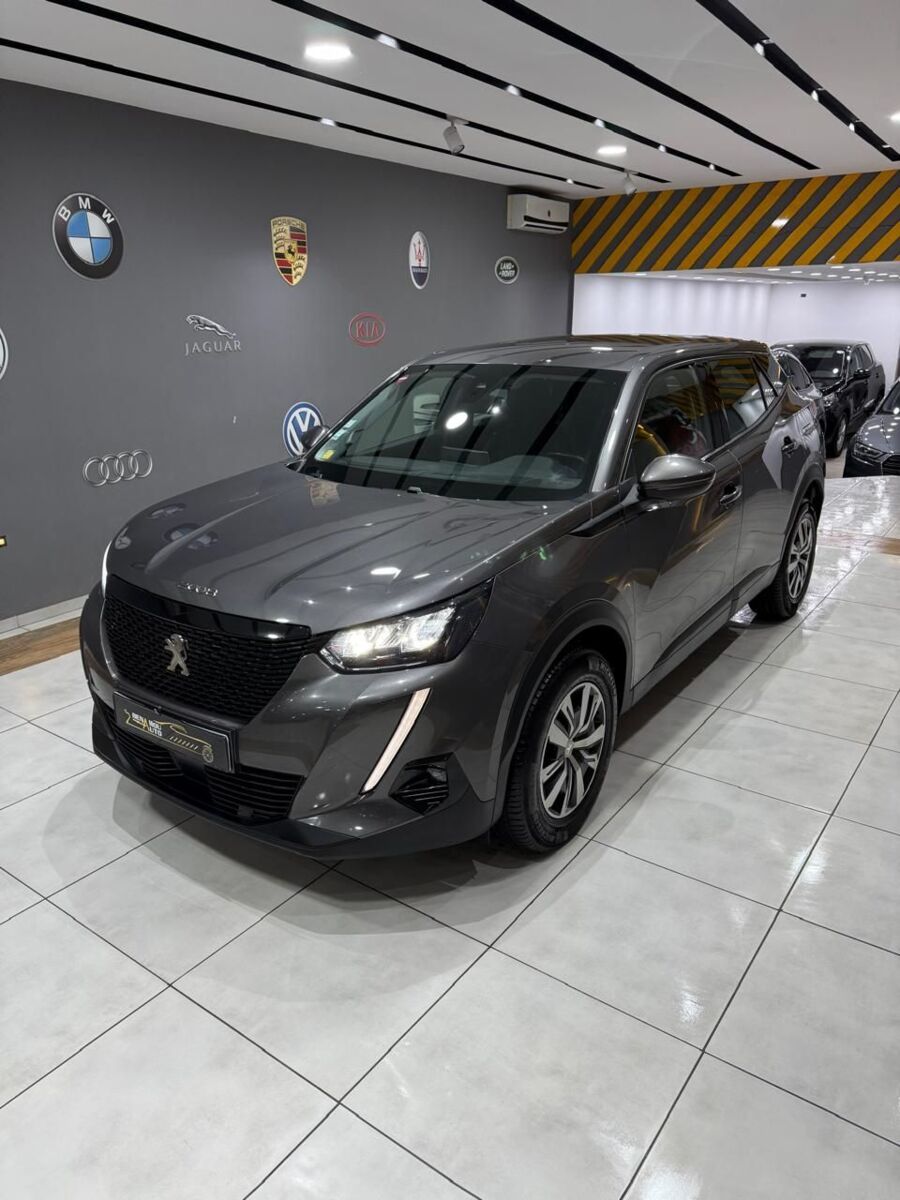 Peugeot 2008 Active Pack à Sfax - Photo 2