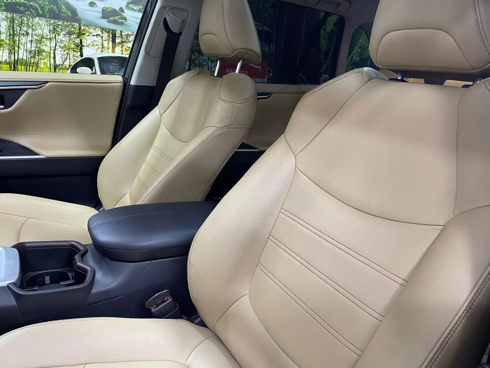 Toyota RAV 4 Hybride à Tunis - Photo 8