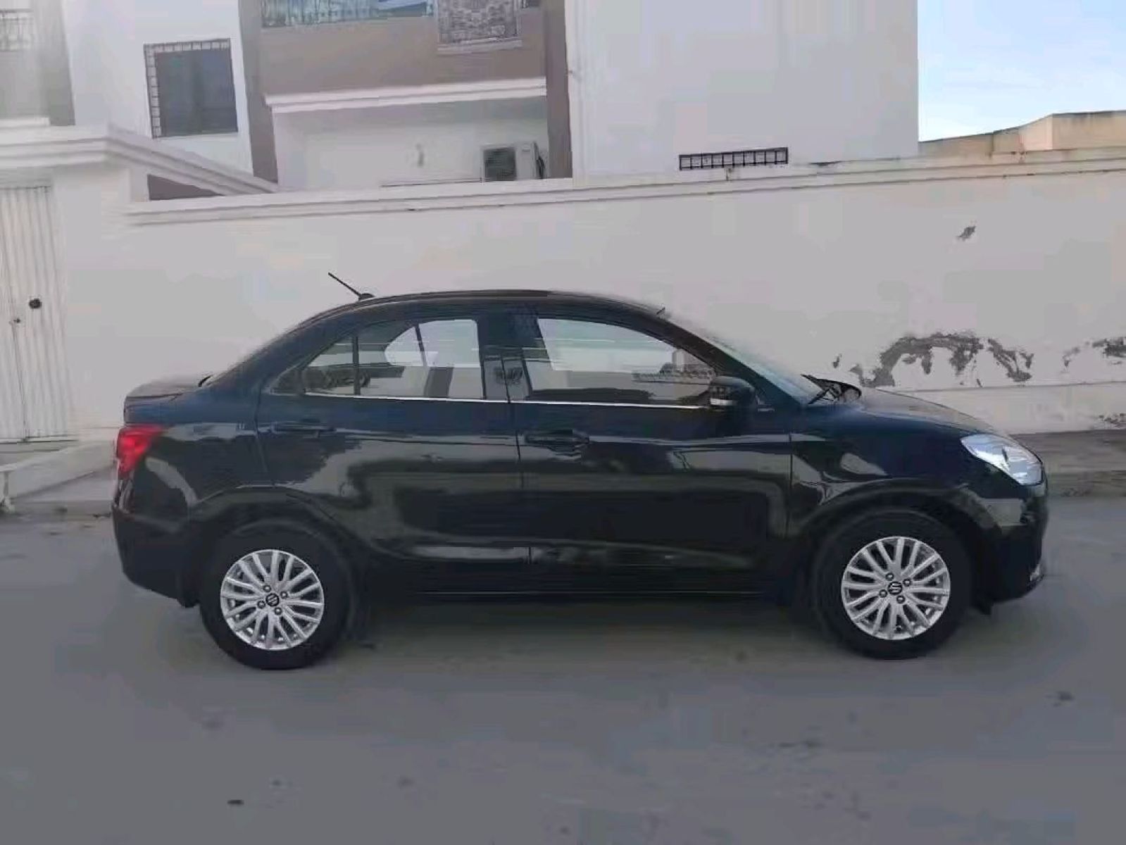 Titre non disponible à Tunisie - Photo 6