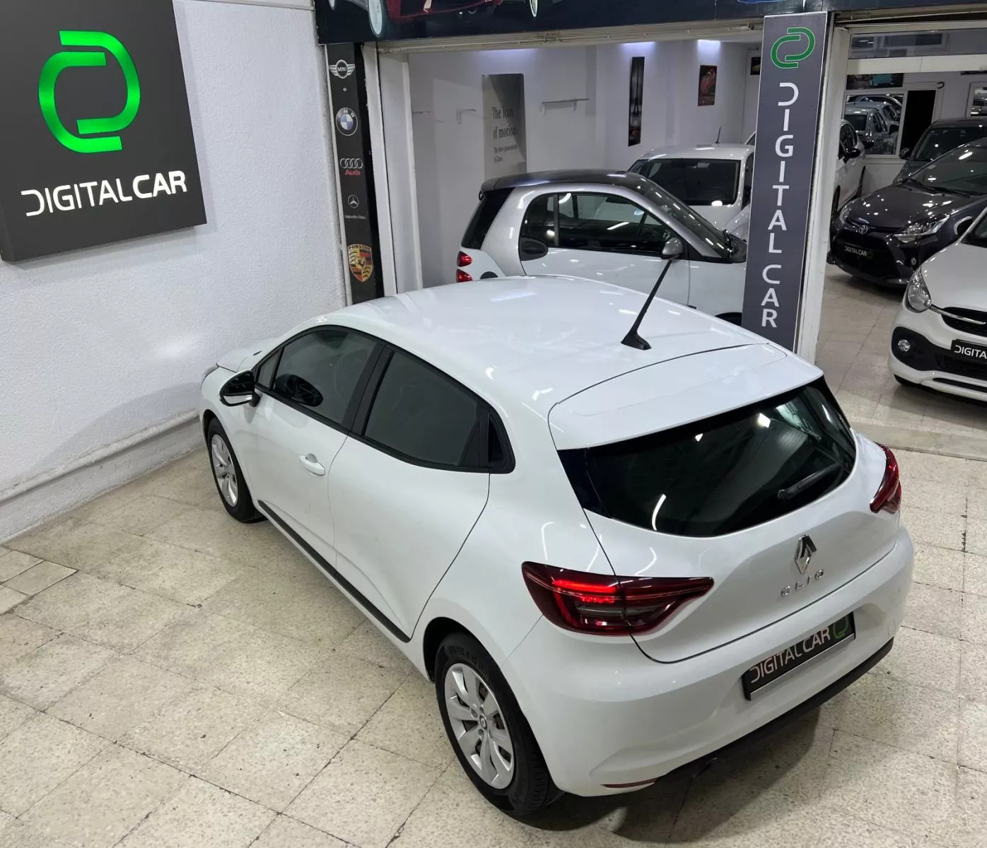 Renault Clio Dynamique à Nabeul - Photo 12