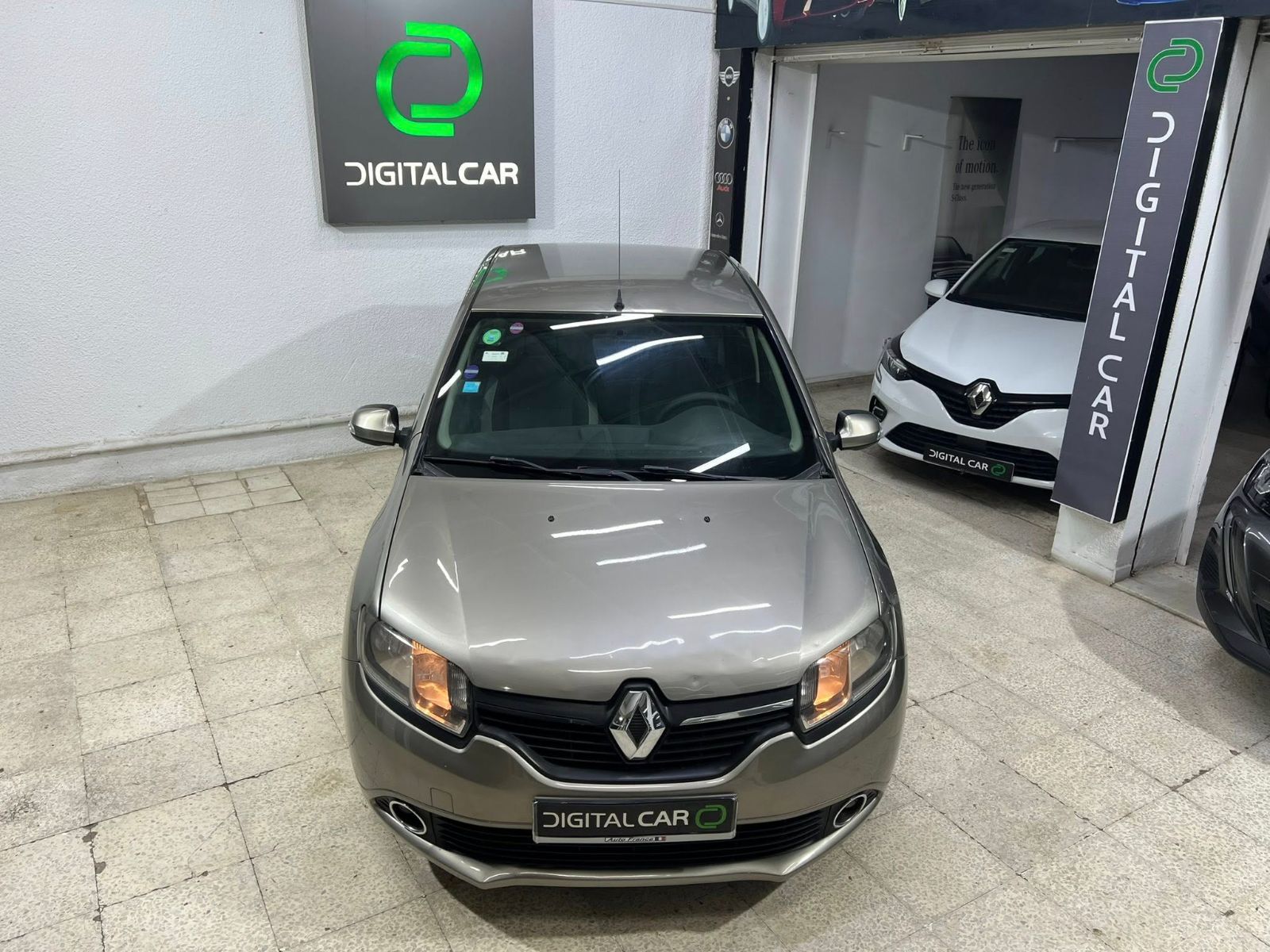 Renault Symbol Confort à Ben Arous - Photo 4
