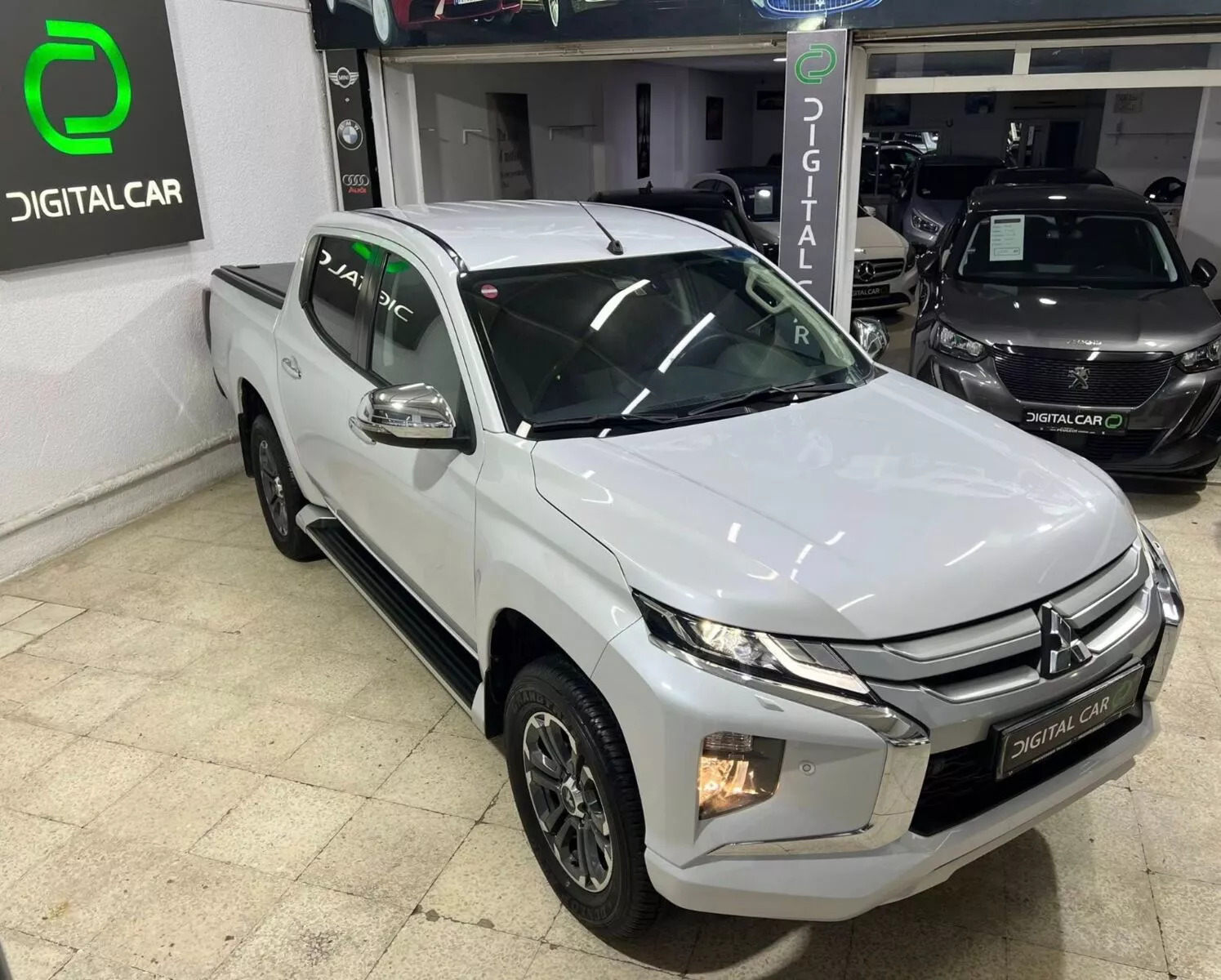 Mitsubishi L200 Sportero Double Cabine à Tunis - Photo 5