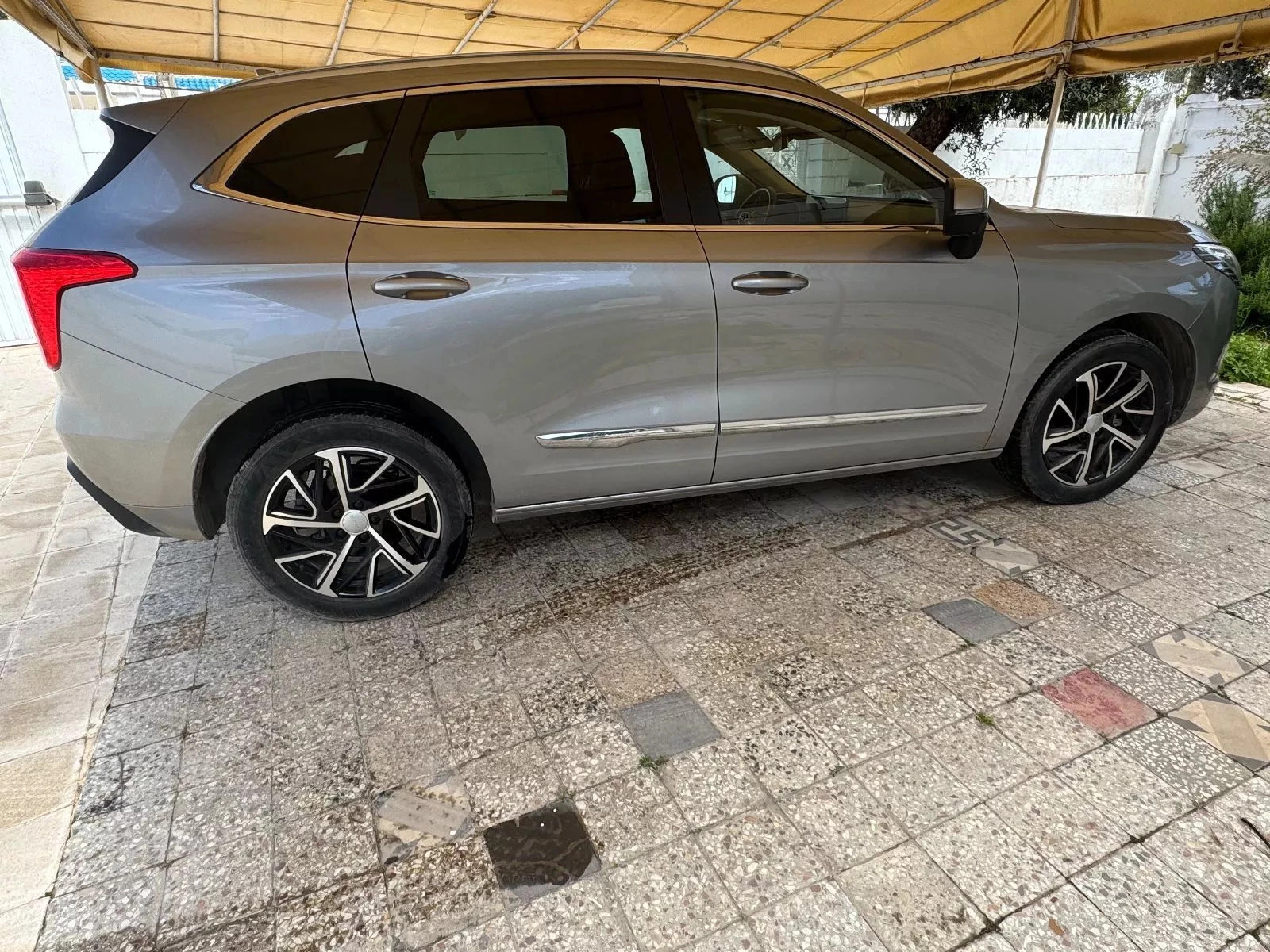 Haval Jolion à Tunis - Photo 2