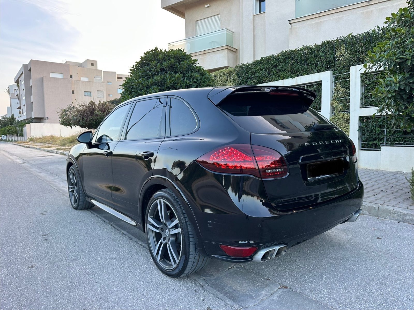 Porsche Cayenne à Ariana - Photo 8
