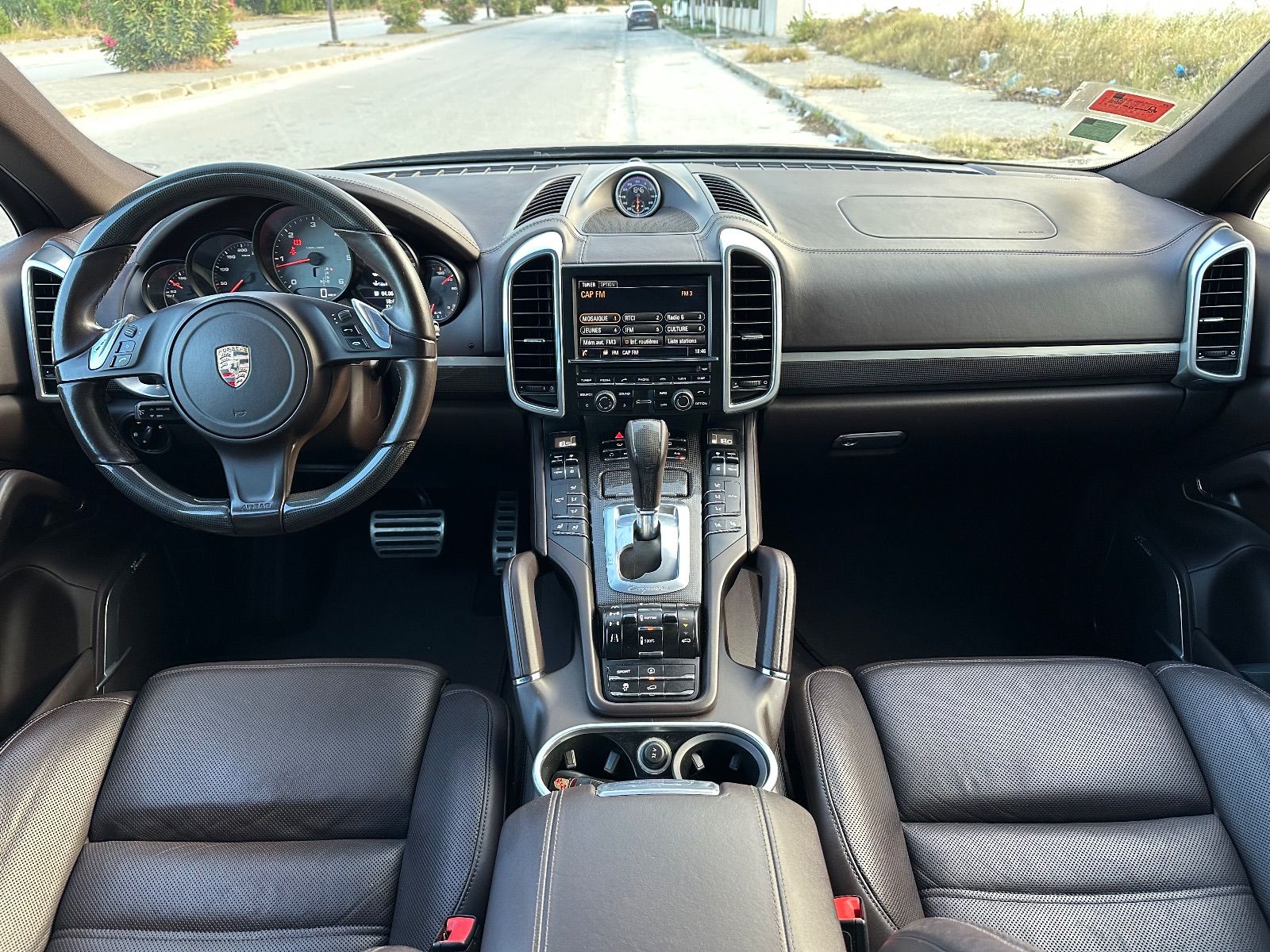 Porsche Cayenne à Ariana - Photo 16
