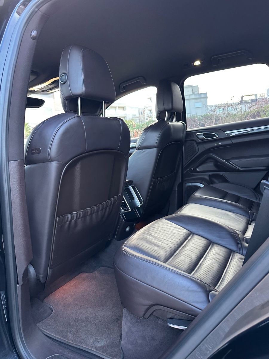 Porsche Cayenne à Ariana - Photo 21