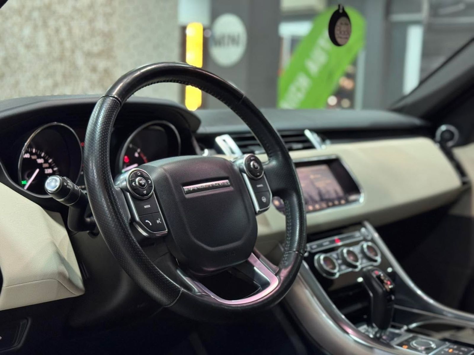 Land Rover Range Rover Sport HSE Dynamic à Ariana - Photo 8