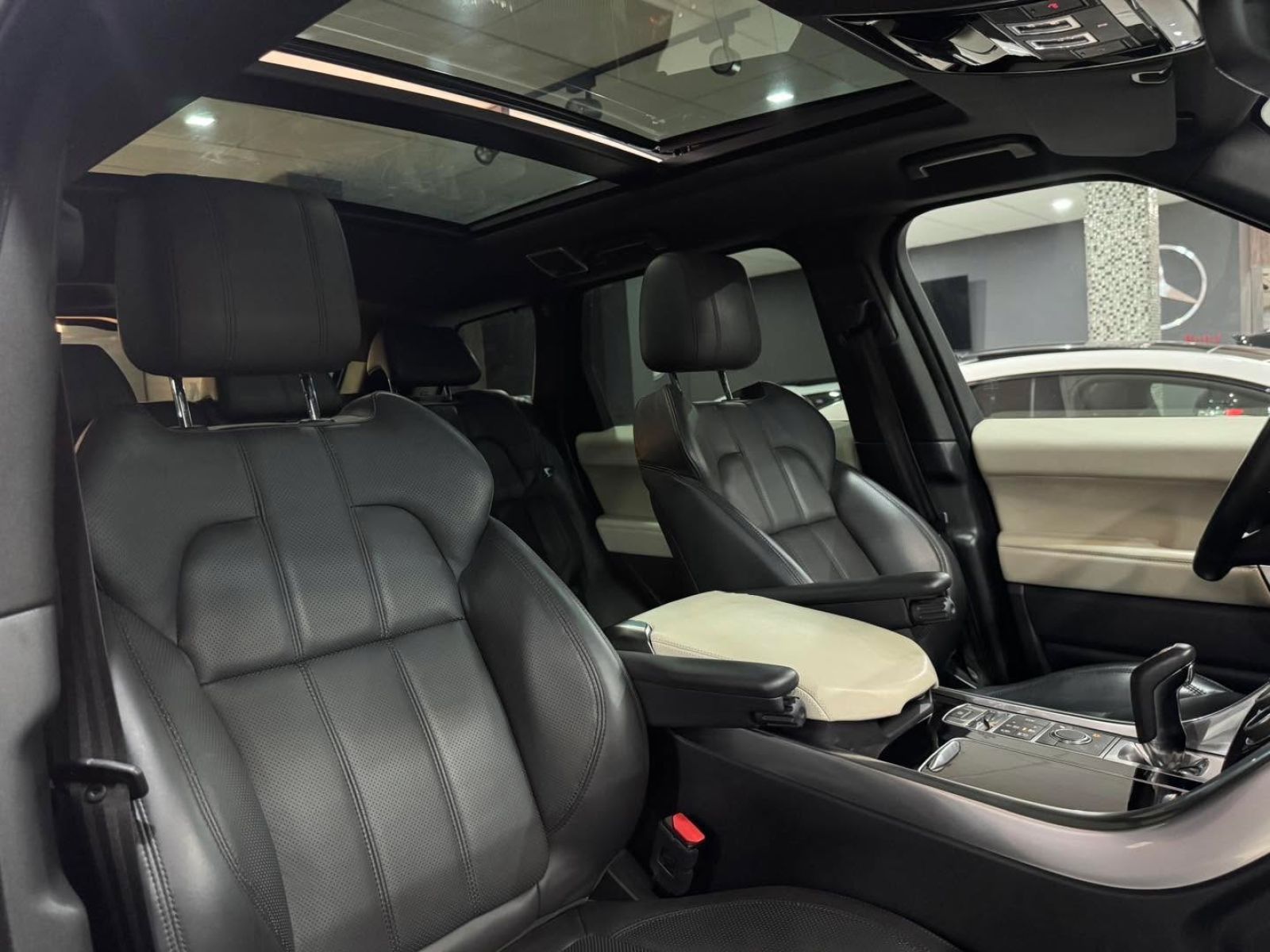 Land Rover Range Rover Sport HSE Dynamic à Ariana - Photo 28