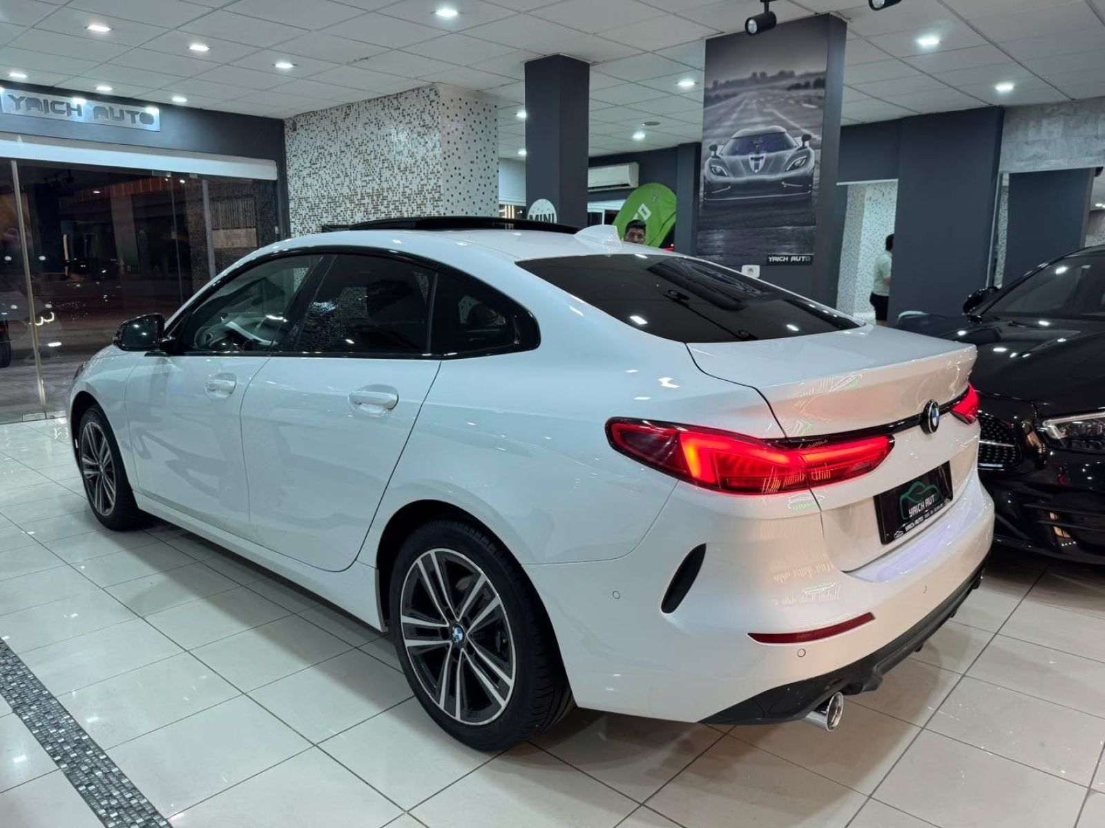 BMW Série 2 Gran Coupé 218i à Tunis - Photo 4