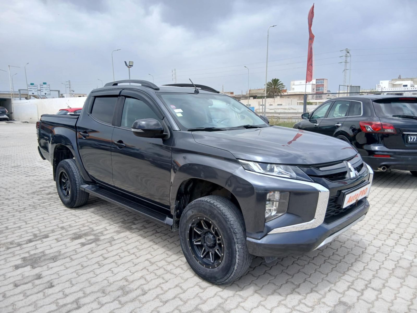 Mitsubishi L200 Sportero Double Cabine à Tunis - Photo 7