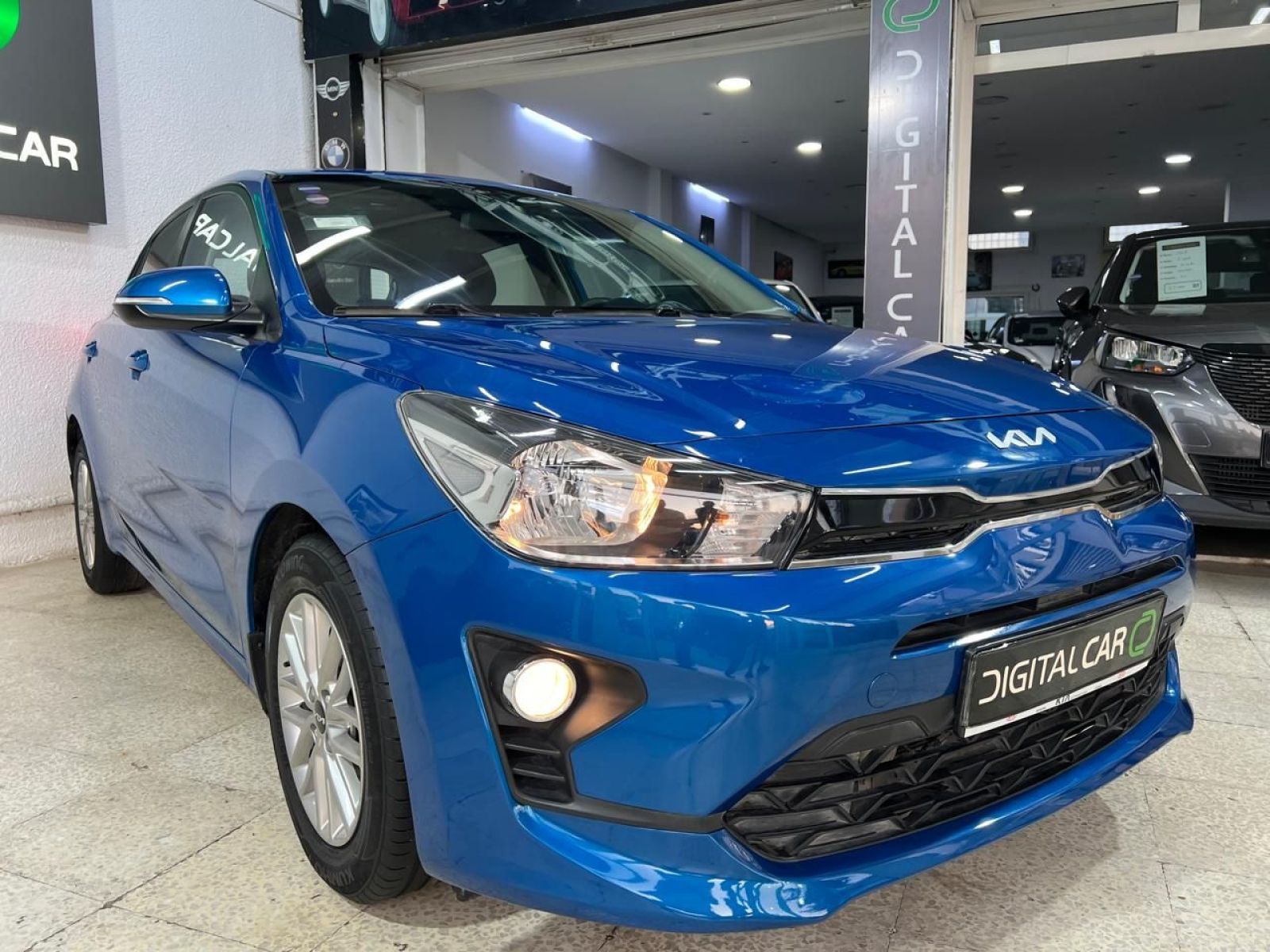 KIA Rio 5p à Tunis - Photo 5