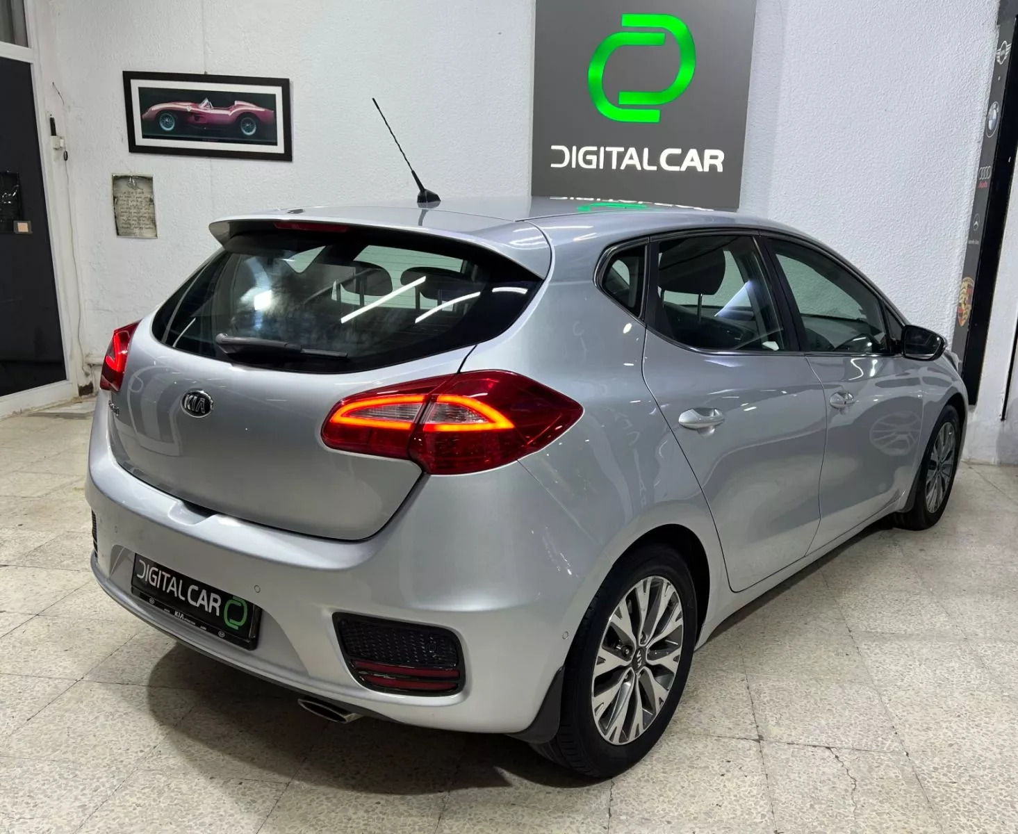 KIA Cerato 5p à Tunis - Photo 11