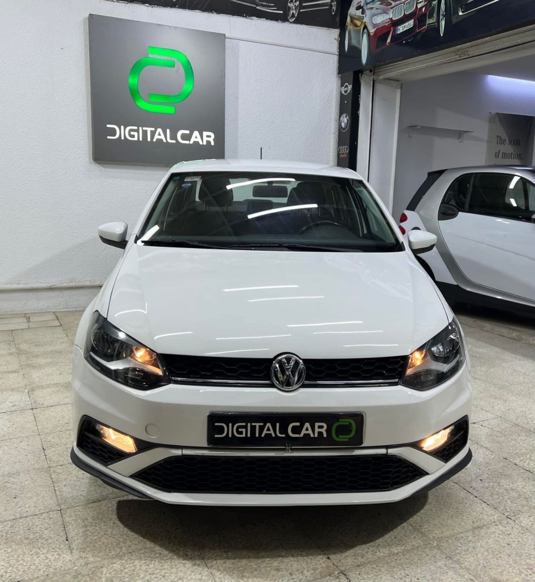 Volkswagen Polo Sedan Trendline à Tunis - Photo 2
