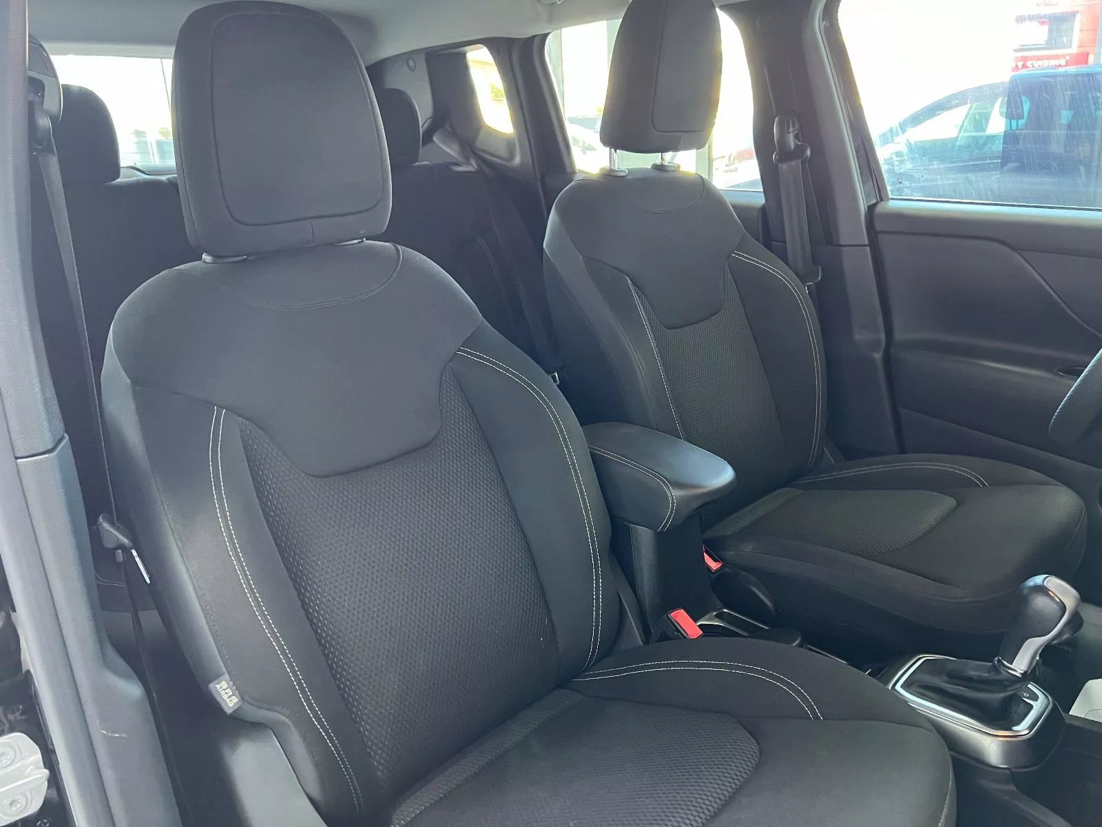 Jeep Renegade Limited à Nabeul - Photo 25
