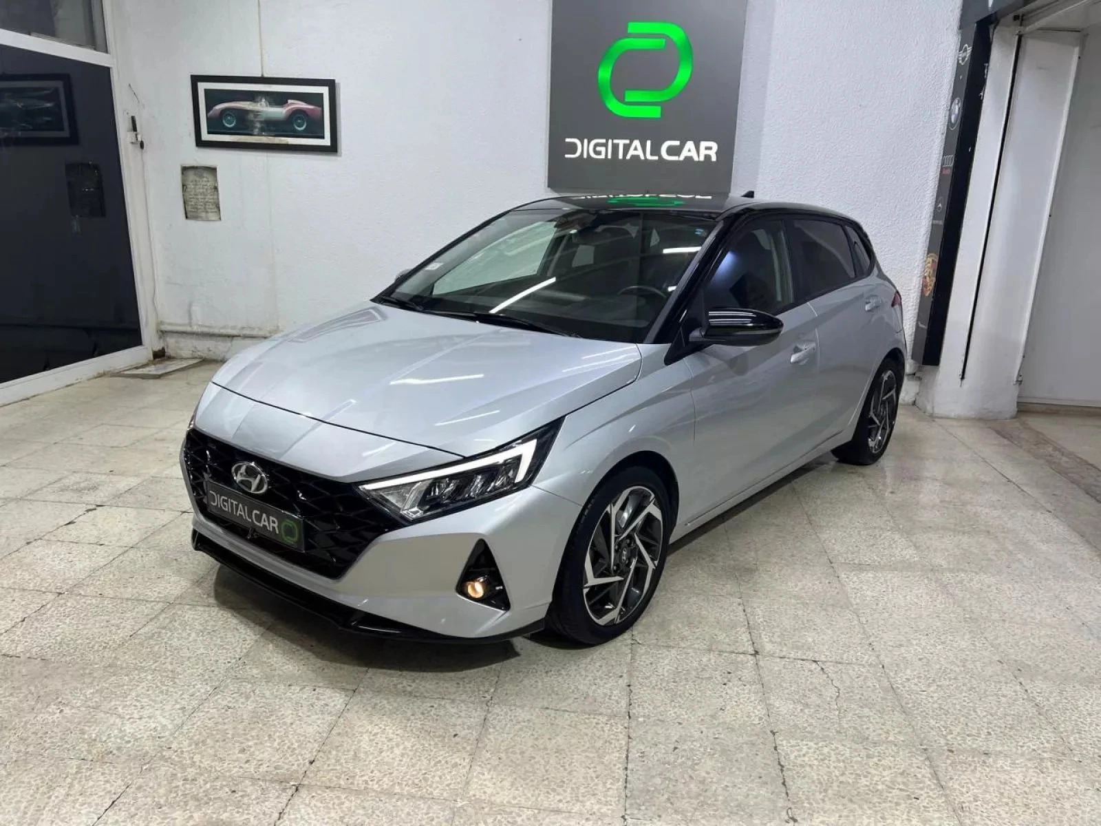  Peugeot 308 : mod 2011 ess 1.4 T.B état orgn tt neuf Tel:54 607 492 . 