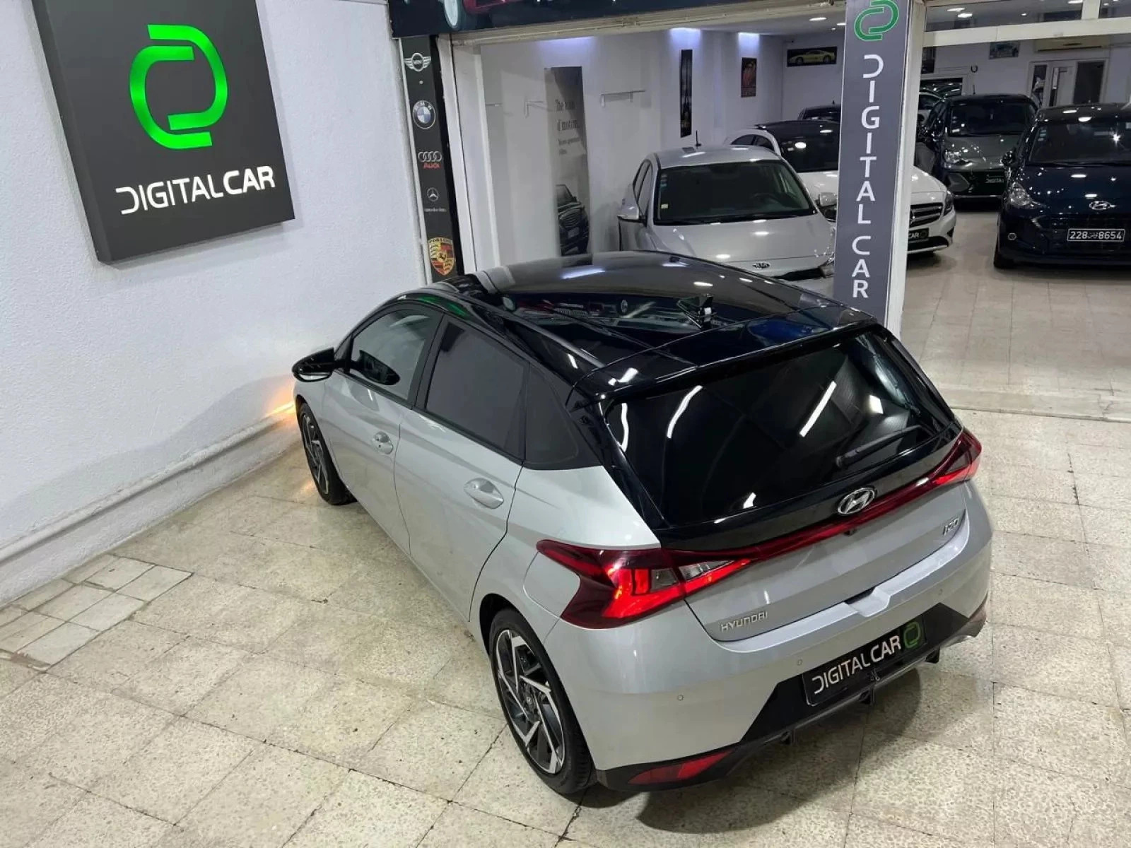 Hyundai i20 GLS à Tunis - Photo 15