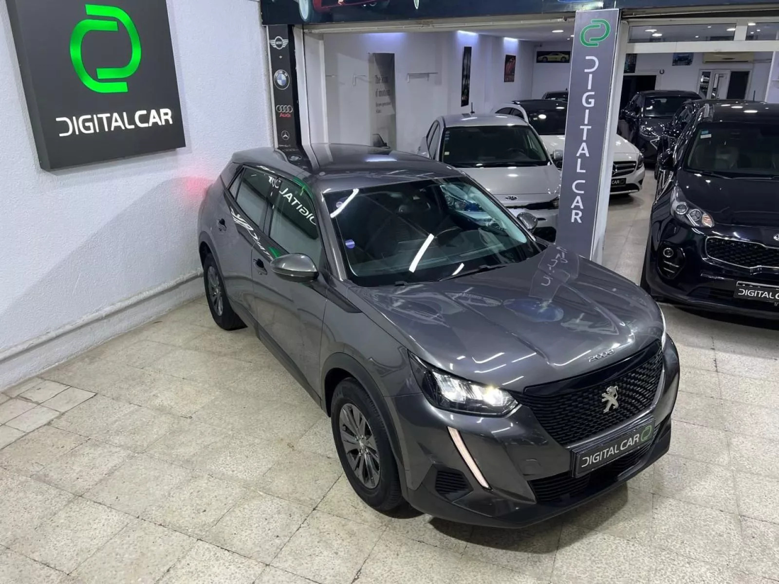 Peugeot 2008 GT_LINE à Tunis - Photo 9