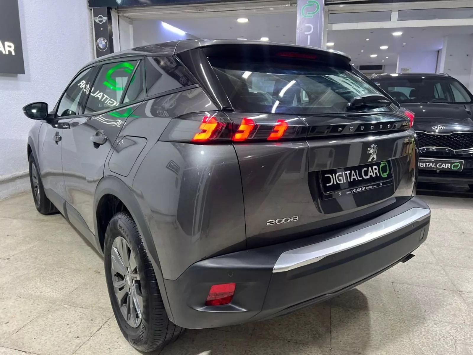 Peugeot 2008 GT_LINE à Tunis - Photo 20