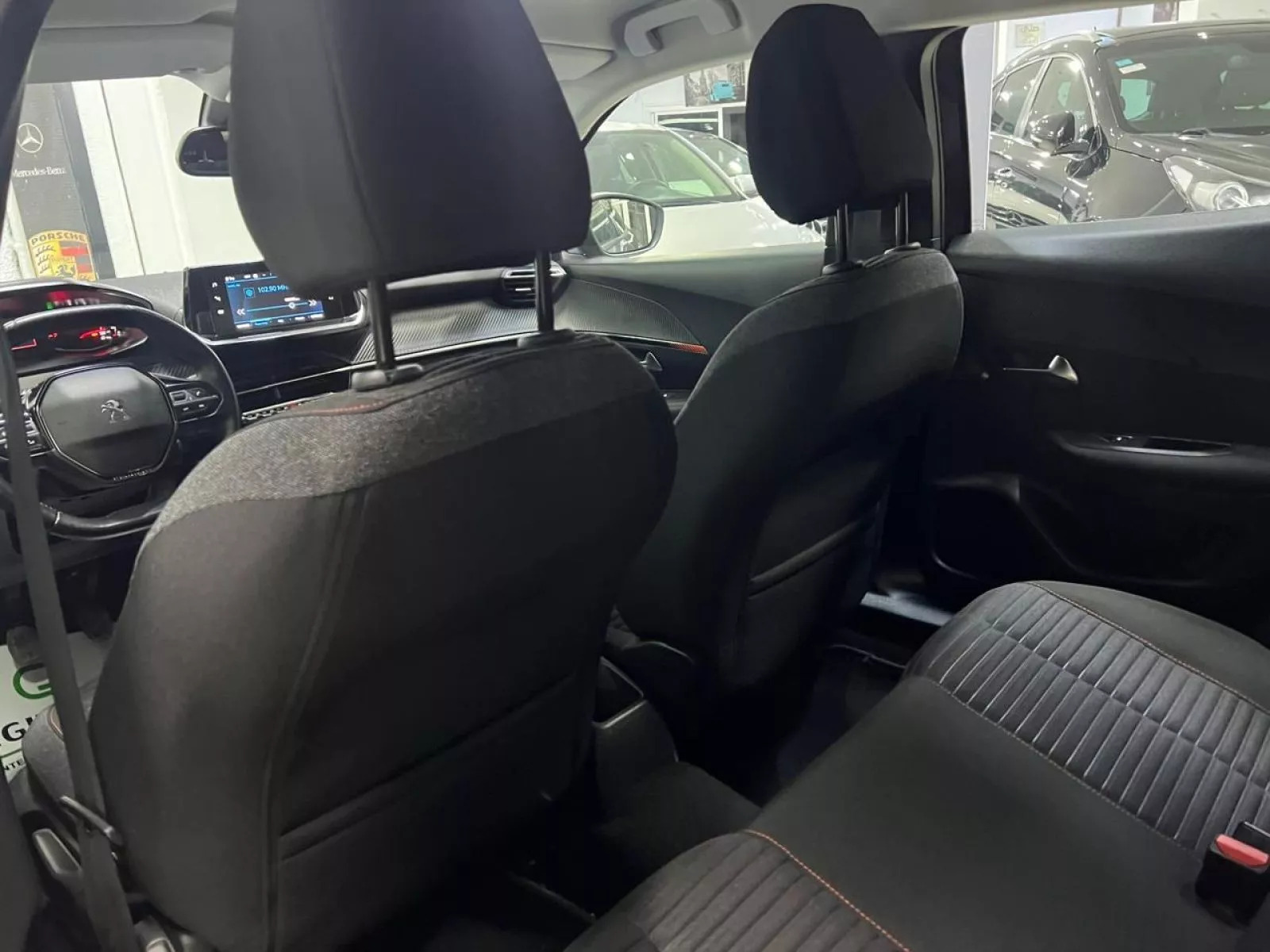 Peugeot 2008 GT_LINE à Tunis - Photo 24