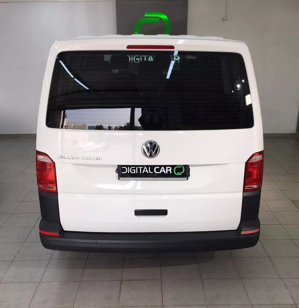 Volkswagen Transporter Combi 6.1 à Nabeul - Photo 4