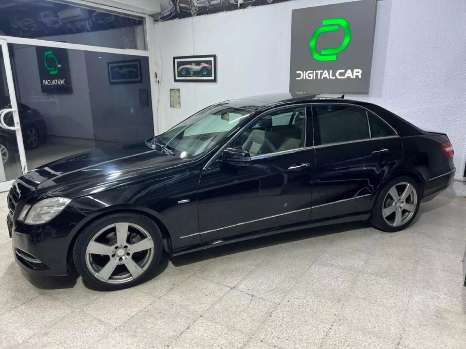 Mercedes-Benz Classe E à Tunis - Photo 8