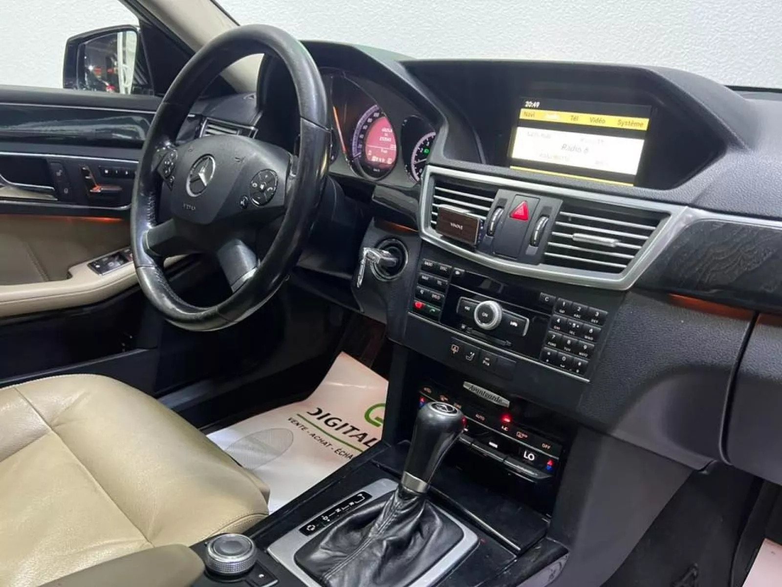 Mercedes-Benz Classe E à Tunis - Photo 22