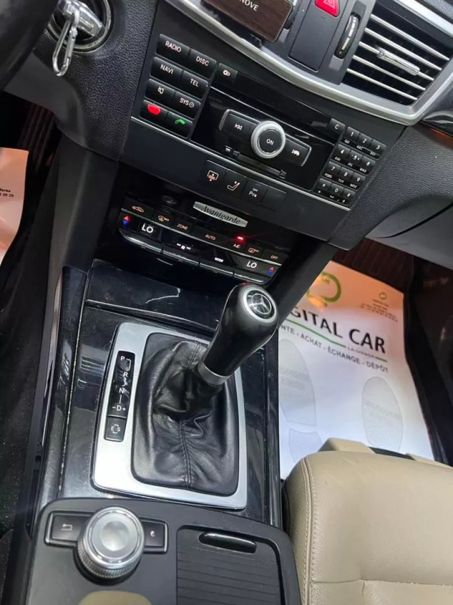 Mercedes-Benz Classe E à Tunis - Photo 26