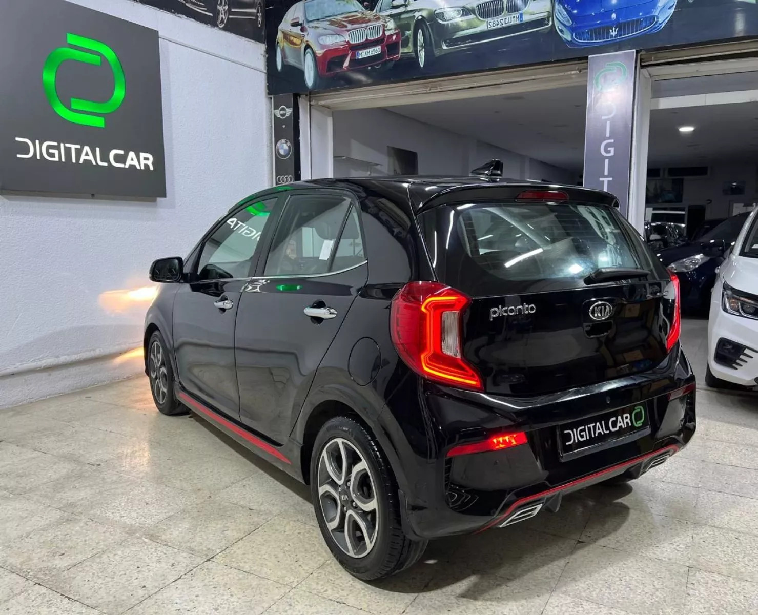 KIA Picanto LX à Tunis - Photo 17