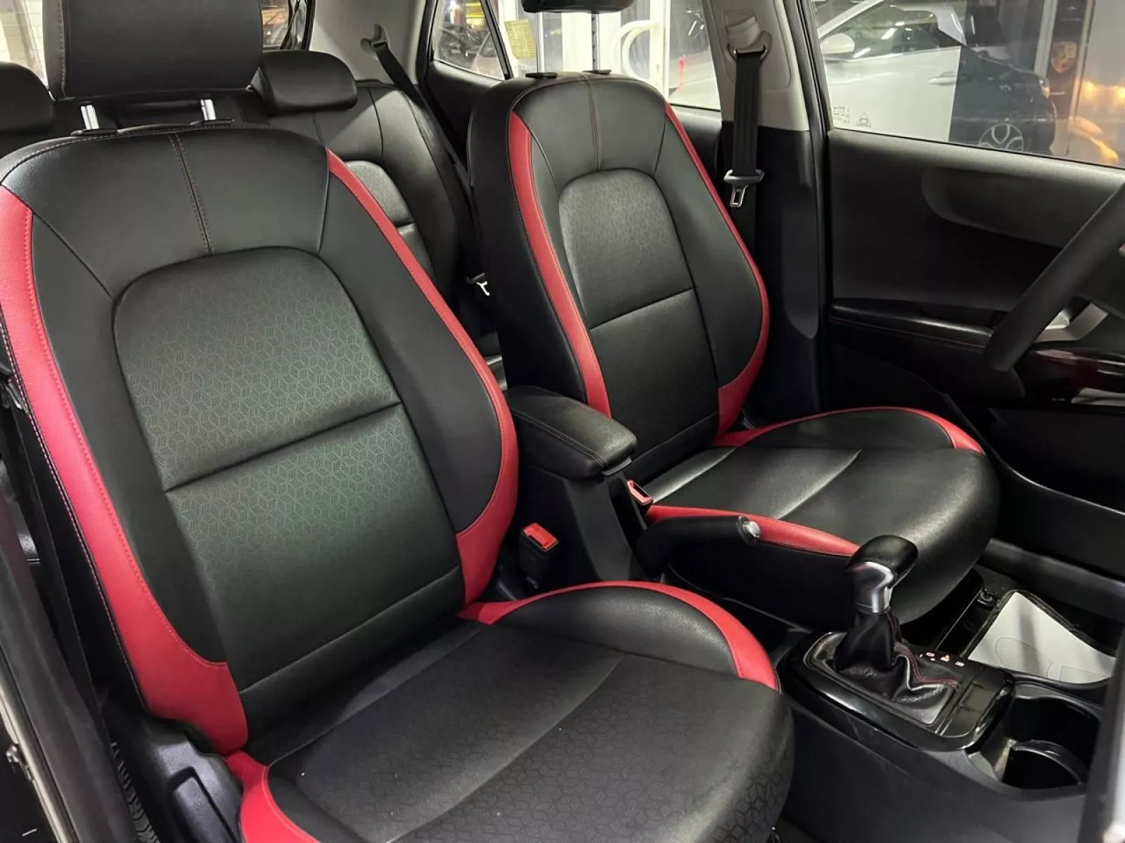 KIA Picanto LX à Tunis - Photo 27