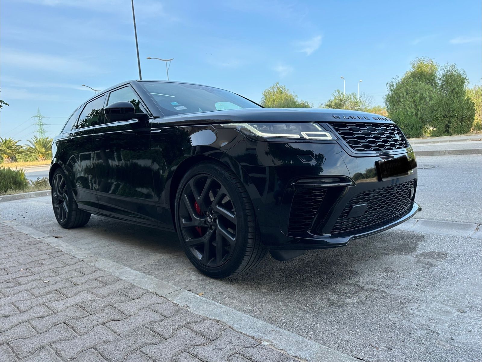 Land Rover Range Rover Velar S à Kairouan - Photo 1