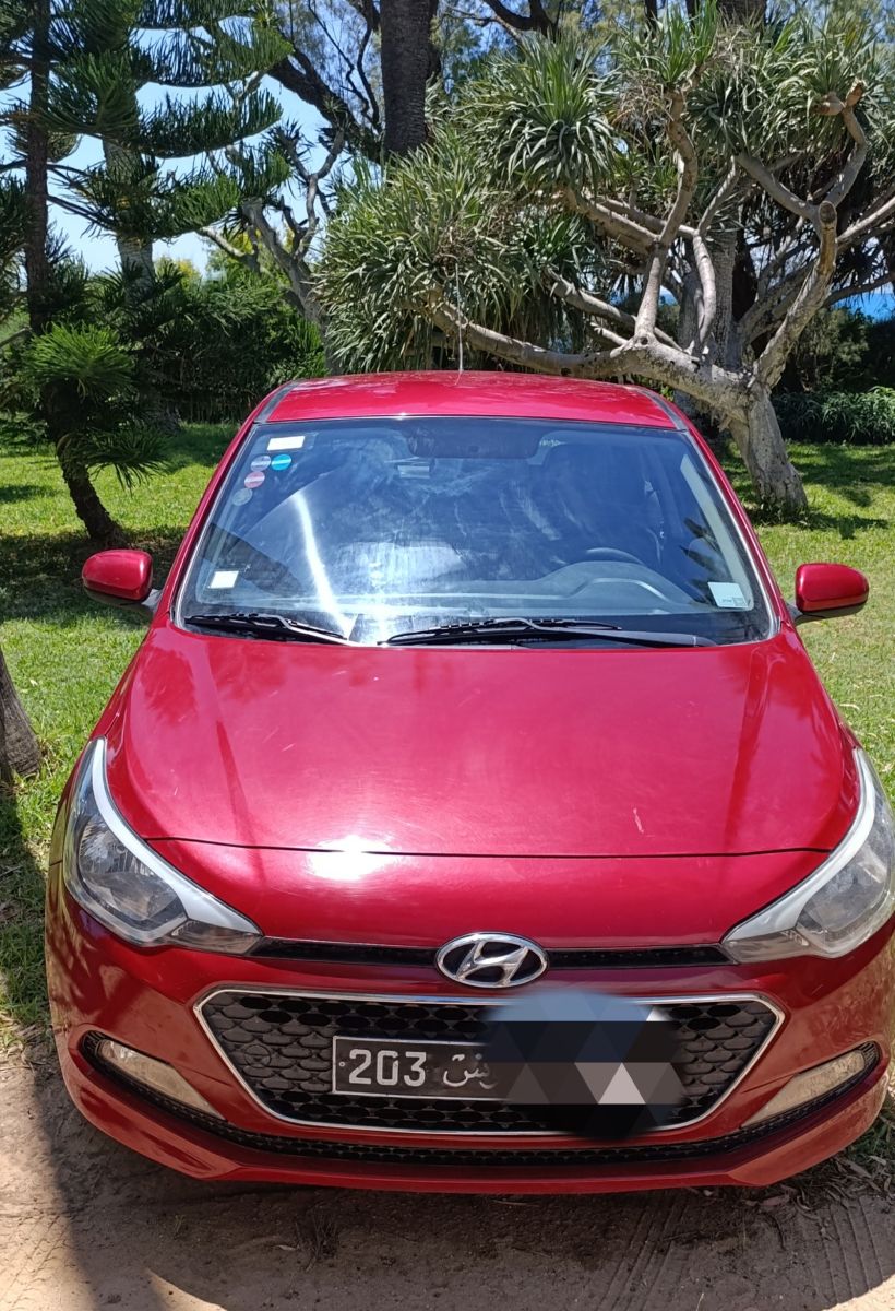 a vendre ou échangé Clio dynamique