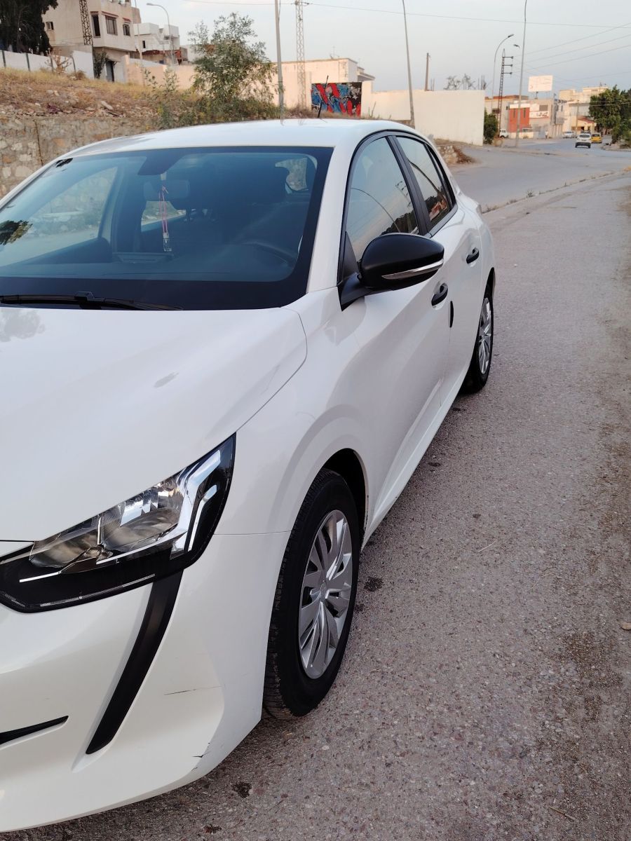 Peugeot 208 Active à Ariana - Photo 4
