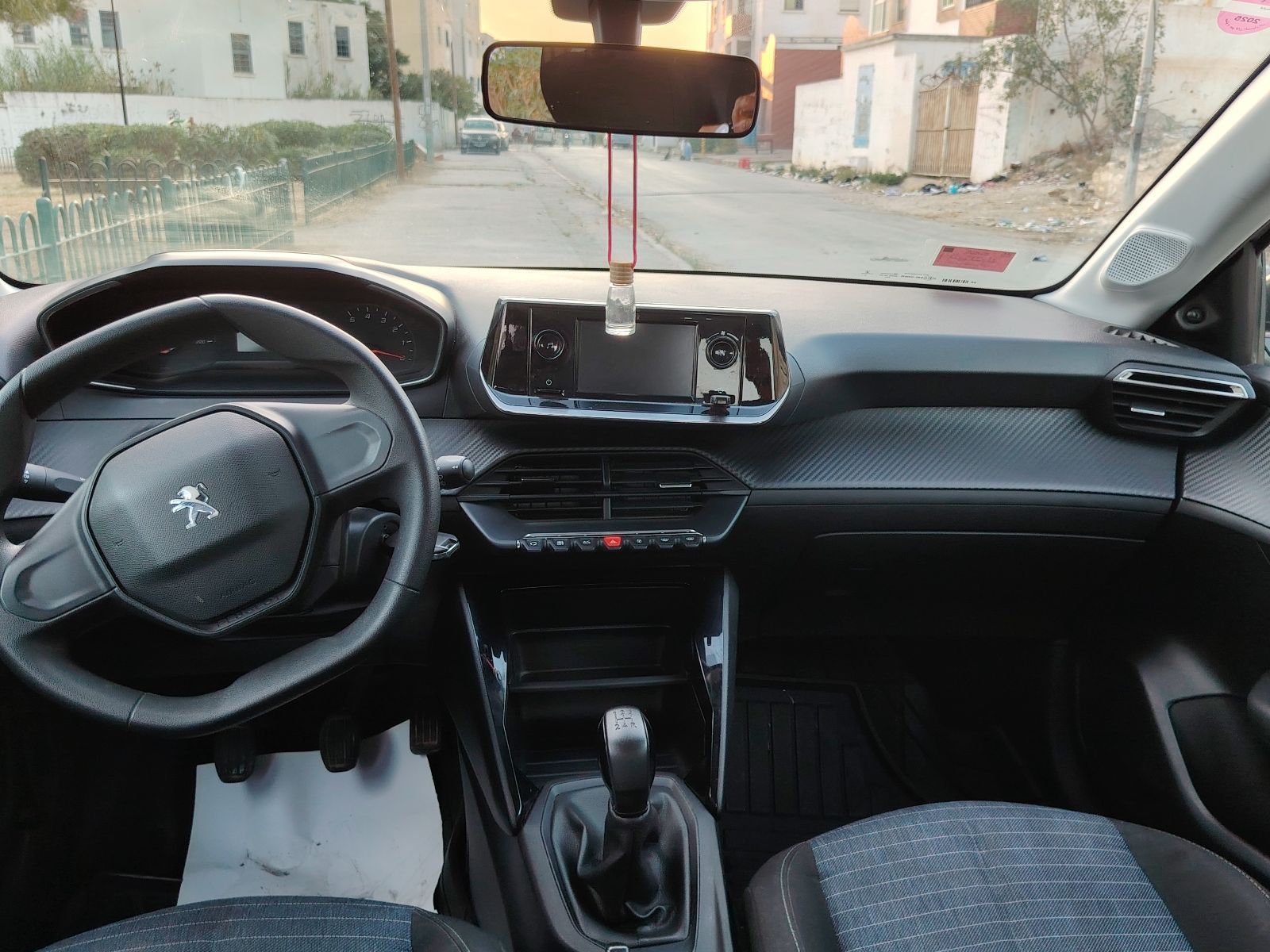 Peugeot 208 Active à Ariana - Photo 6