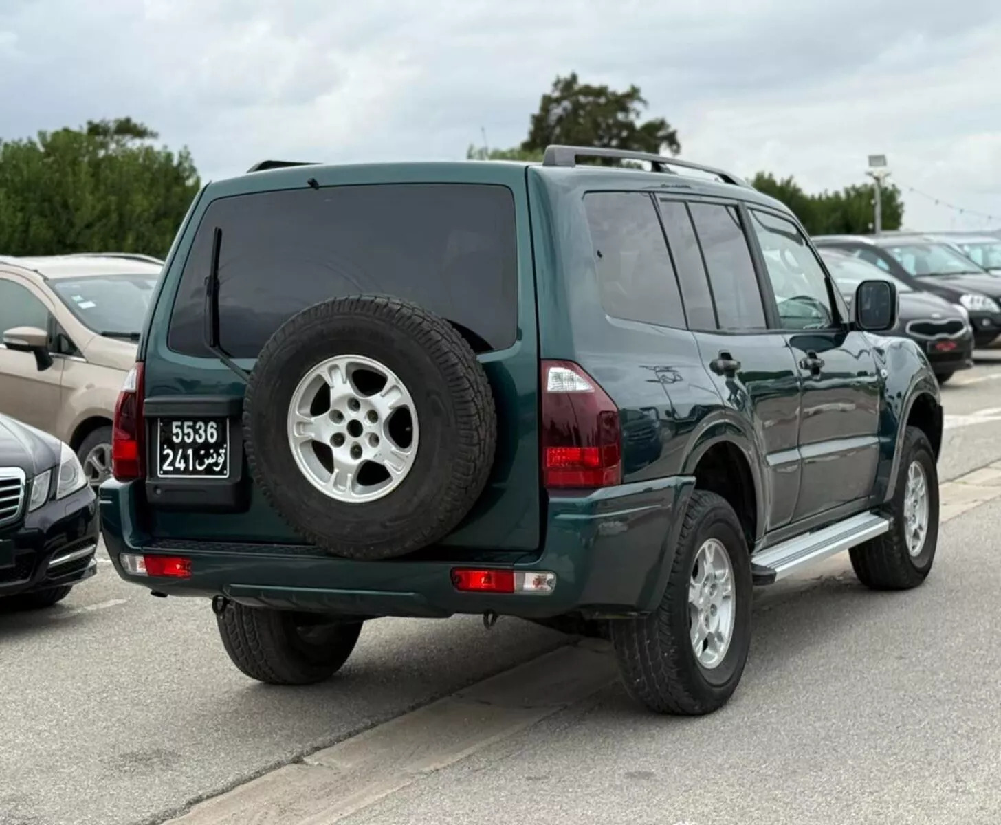 Mitsubishi Pajero à Tunis - Photo 4