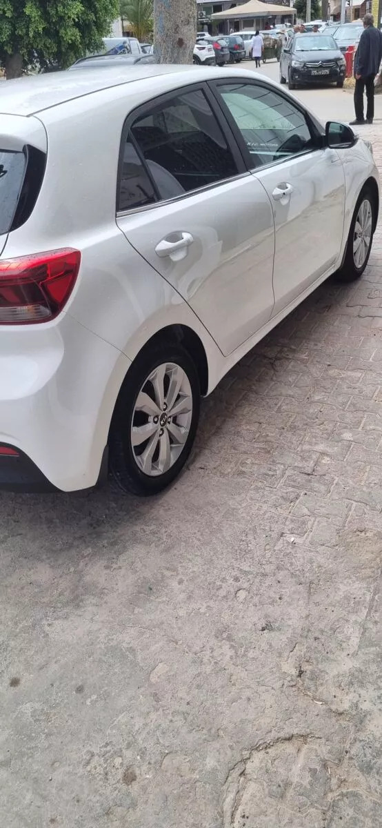 KIA Rio 5p GX à Ariana - Photo 5
