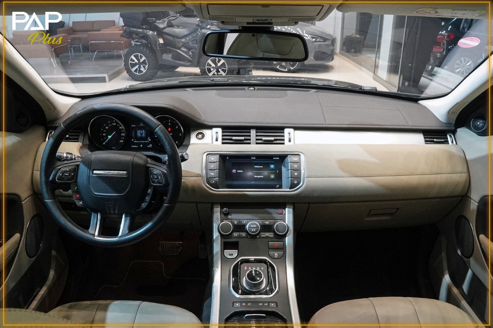 Land Rover Range Rover Evoque Prestige à Tunis - Photo 3