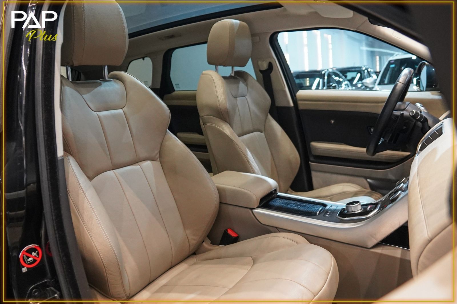 Land Rover Range Rover Evoque Prestige à Tunis - Photo 4