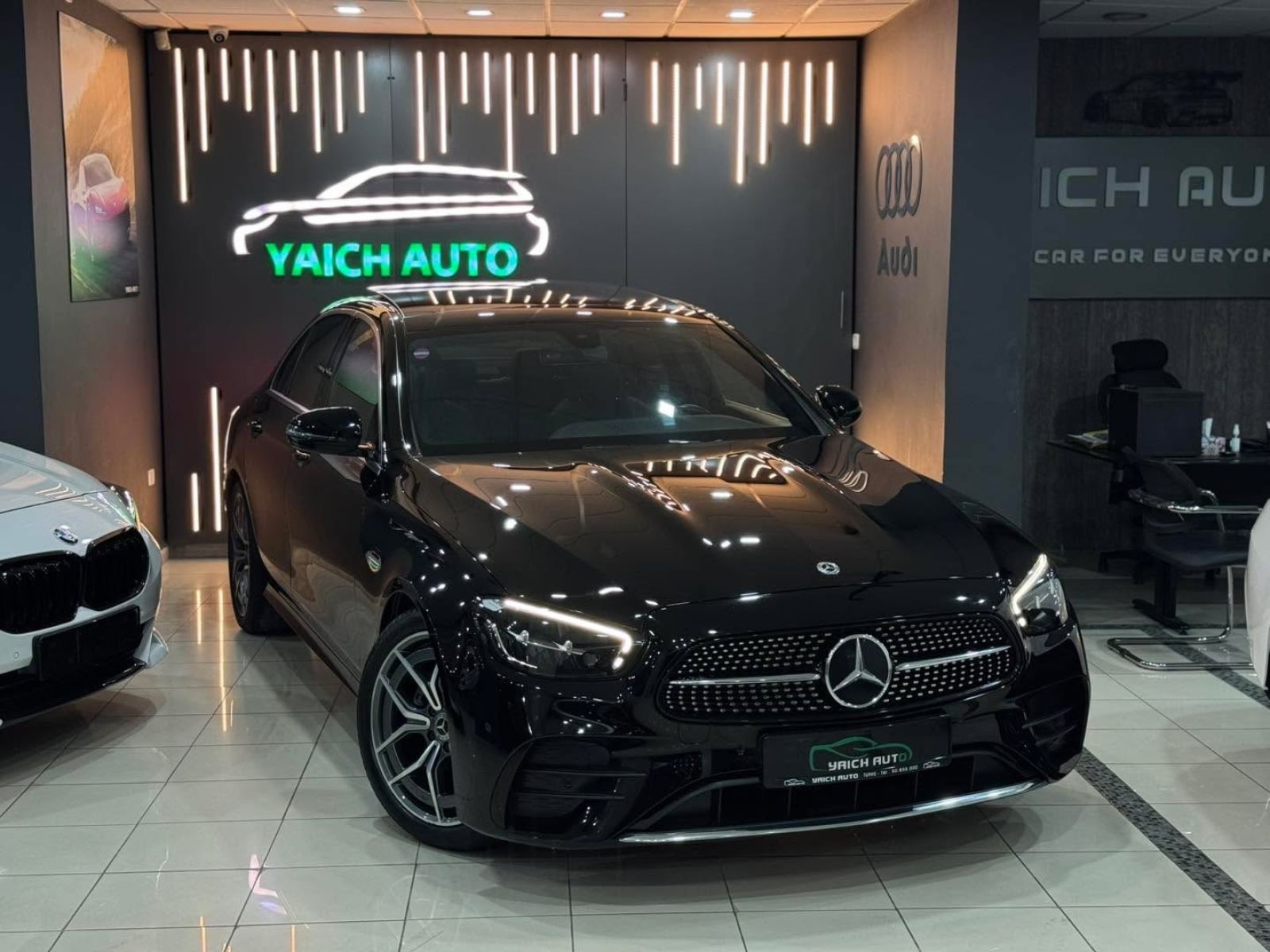 Audi E-tron 