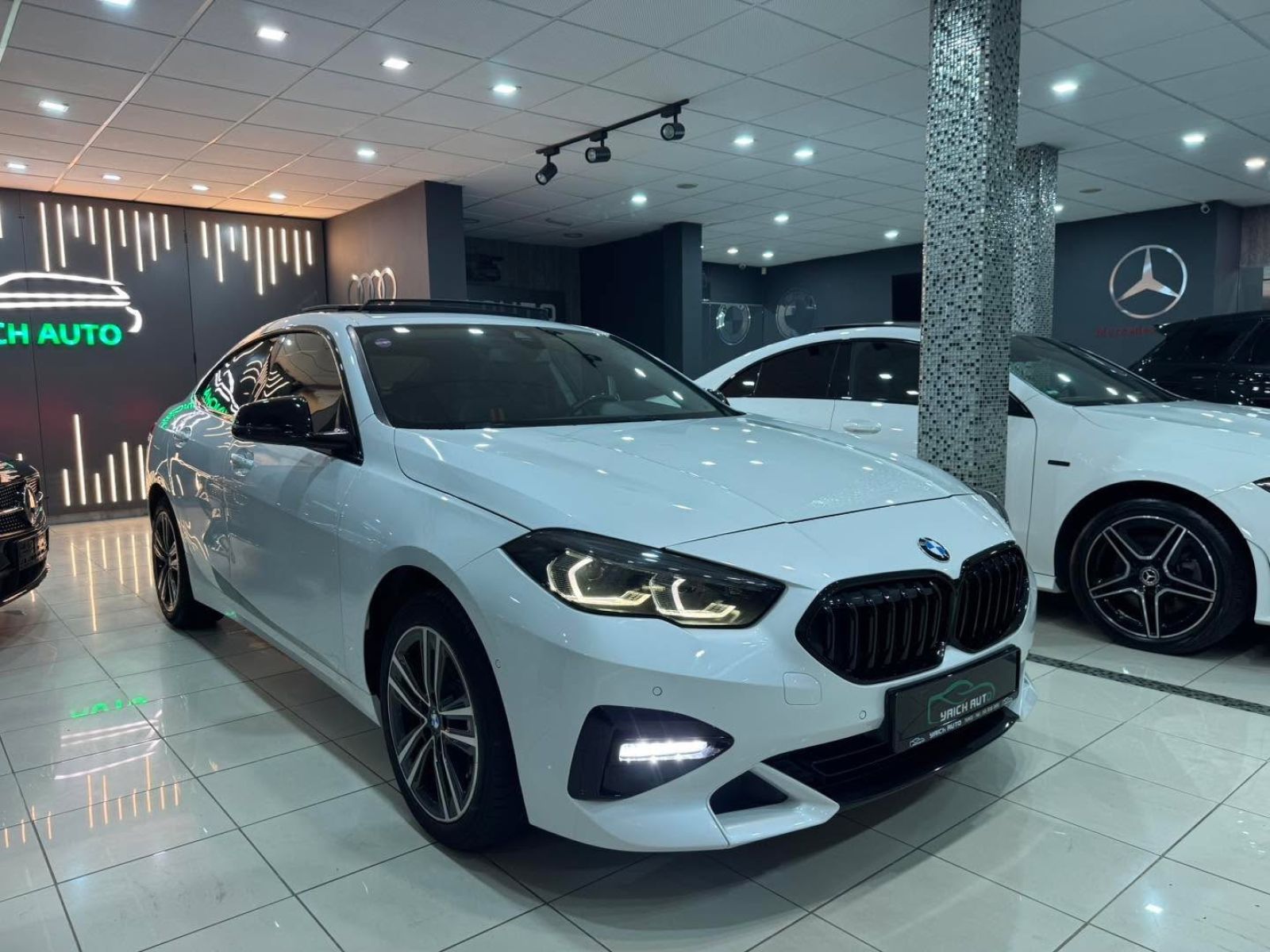 BMW Série 2 Gran Coupé 218i à Tunis - Photo 2