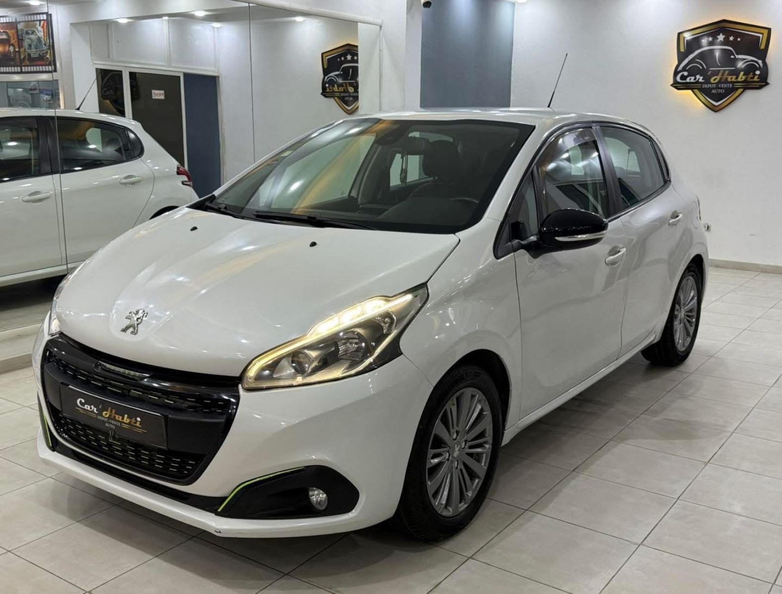 Peugeot 208 Active à Ariana - Photo 2
