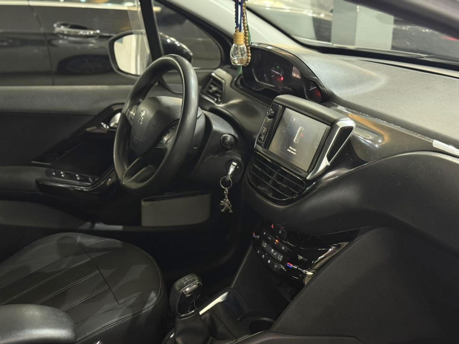 Peugeot 208 Active à Ariana - Photo 11