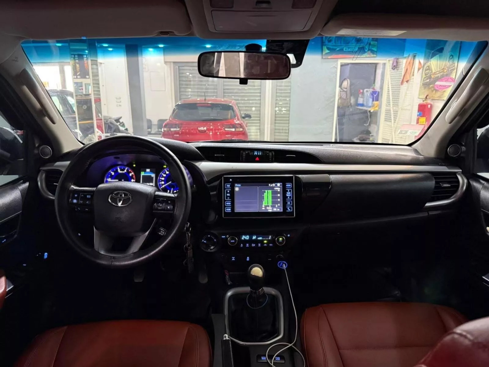 Toyota Hilux Double Cabine Double Cabine Business à Tunis - Photo 11