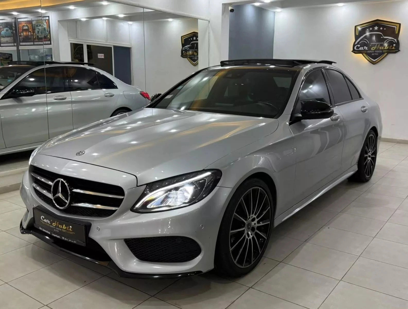Mercedes-Benz Classe C à Ben Arous - Photo 2