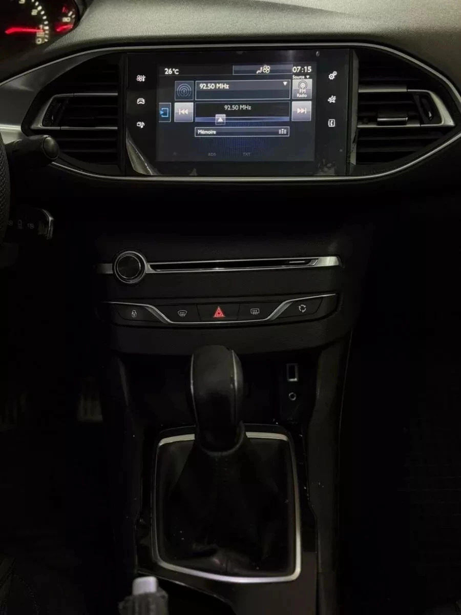 Peugeot 308 Active Cielo à Ariana - Photo 10