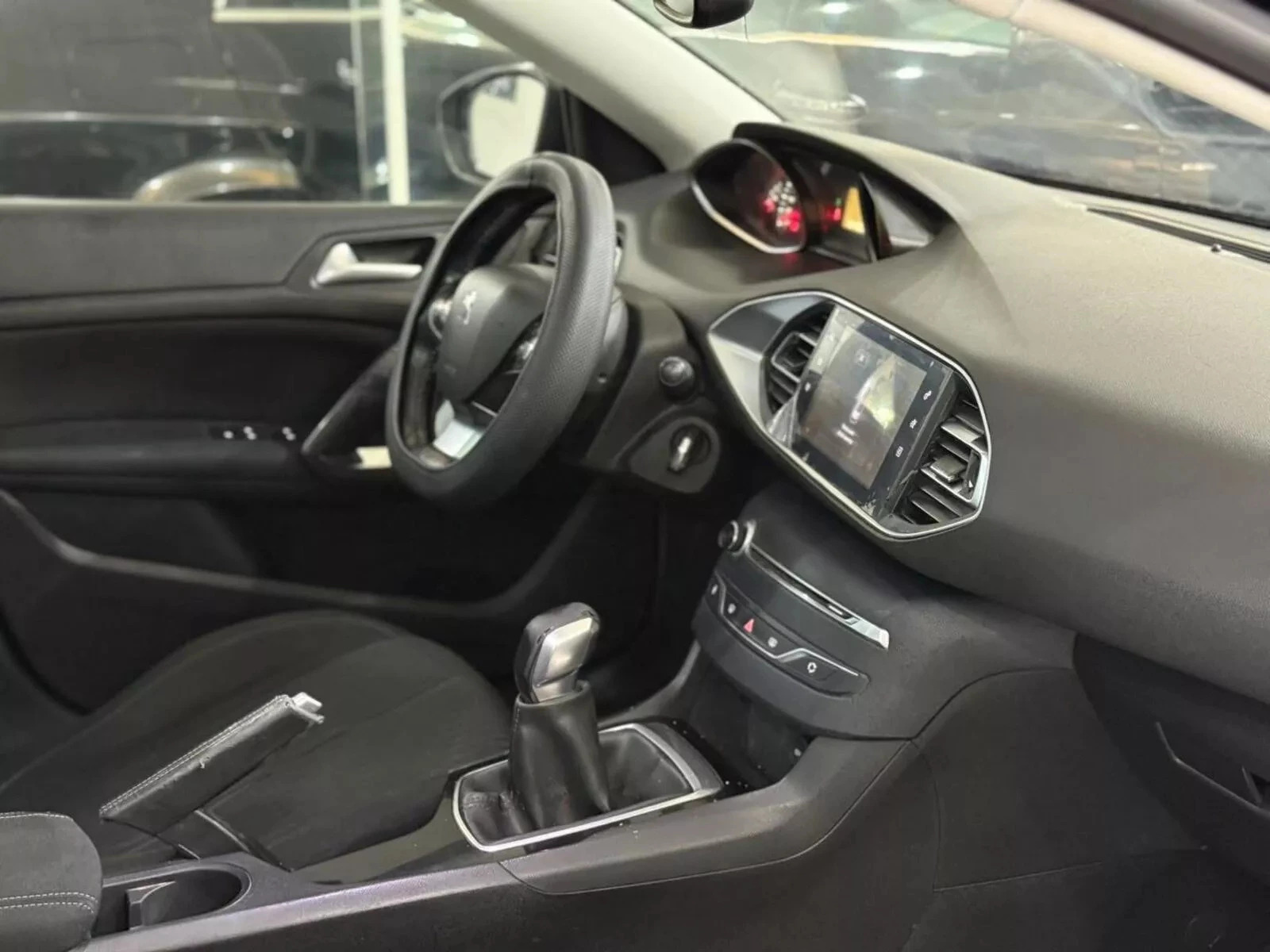 Peugeot 308 Active Cielo à Ariana - Photo 12