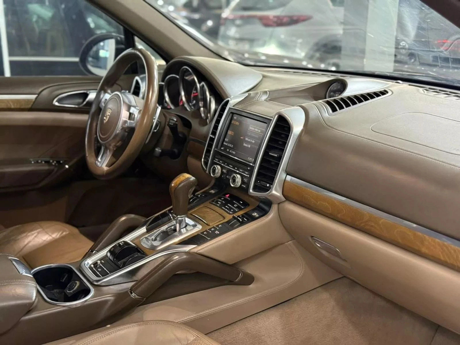 Porsche Cayenne V6 à Tunis - Photo 14