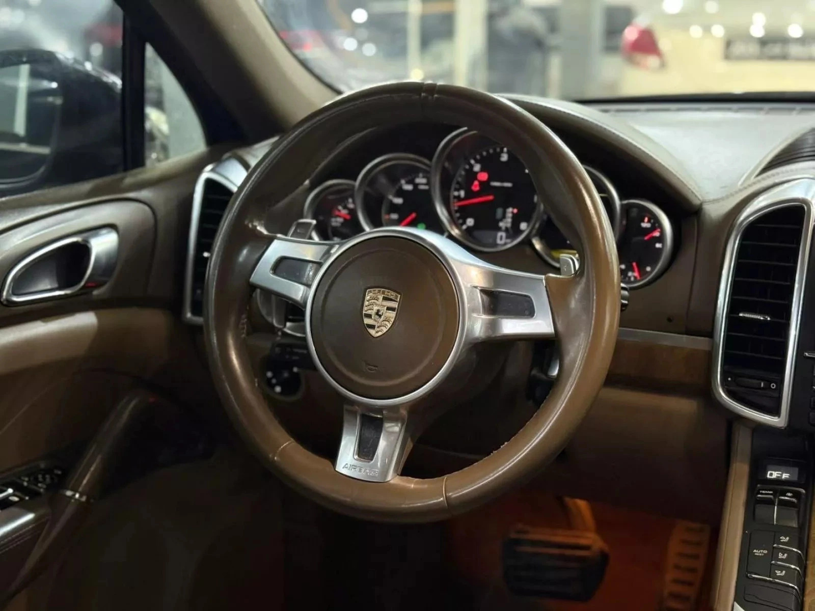 Porsche Cayenne V6 à Tunis - Photo 15