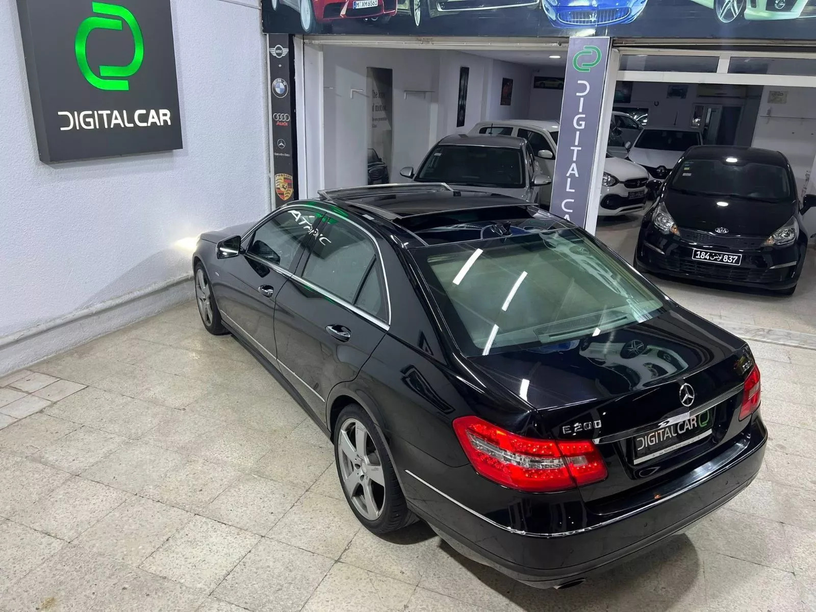 Mercedes-Benz Classe E à Tunis - Photo 18